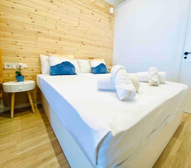 Beautiful Flat Next The Beach บาเลนเซีย ภายนอก รูปภาพ