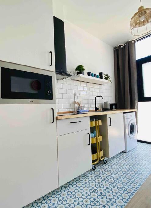 Beautiful Flat Next The Beach บาเลนเซีย ภายนอก รูปภาพ