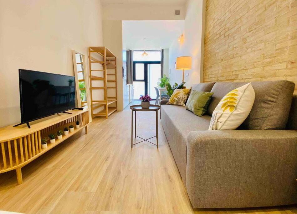 Beautiful Flat Next The Beach บาเลนเซีย ภายนอก รูปภาพ